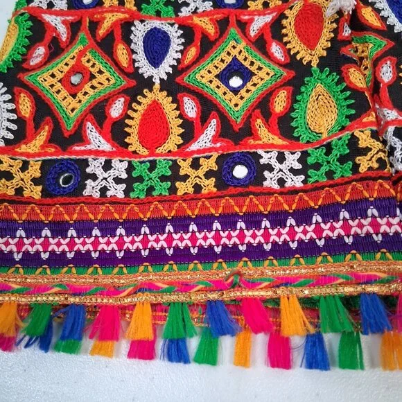 Traditional Indian Navratri Chania Choli Outfit Skirt Top Mirrored Embroidered - Picture 12 of 16